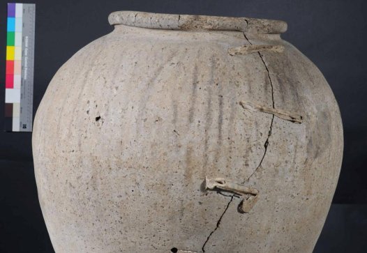 Highworth pot at Museum & Art Swindon